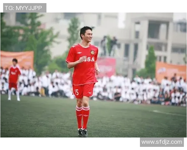 足球明星回忆汶川地震带来的影响与希望传递的力量