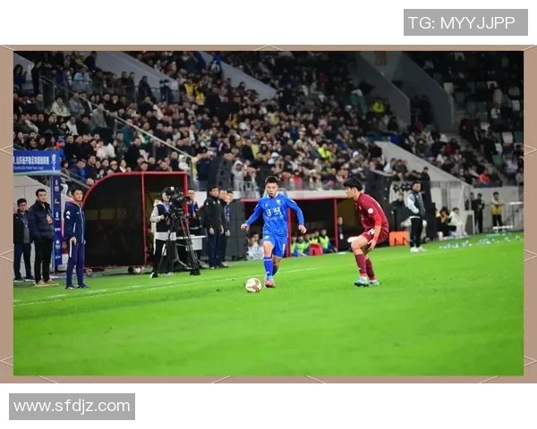 足球明星精彩瞬间集锦踢球视频剪辑展现绝妙技巧与激情时刻